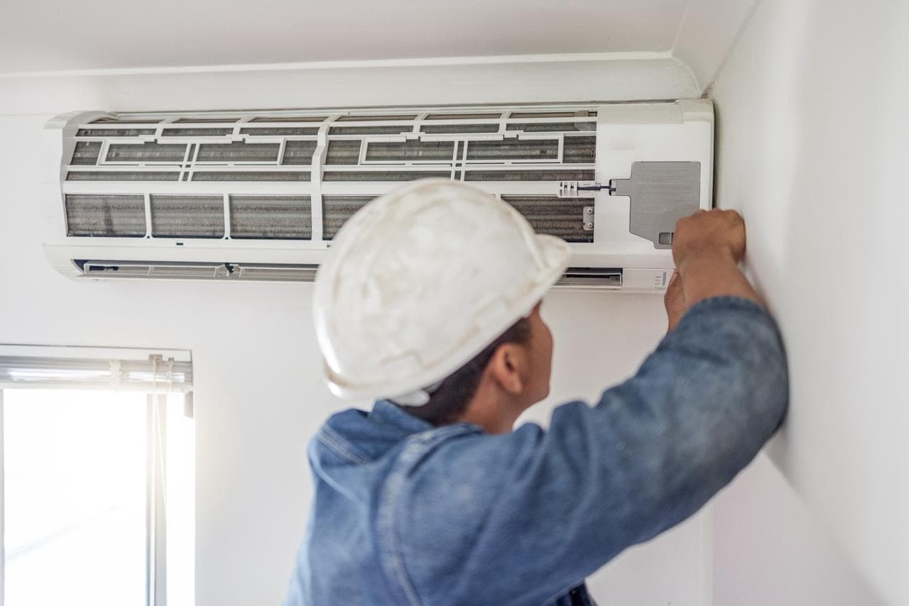 Why Dubai's Climate Destroys AC Systems Faster